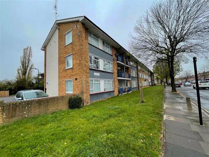 1 Bedroom Apartment To Rent In Lady Margaret Road, Southall, Middlesex, UB1