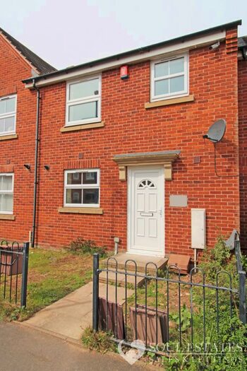 4 Bedroom End Of Terrace House To Rent In Crown Street, Smethwick, B66