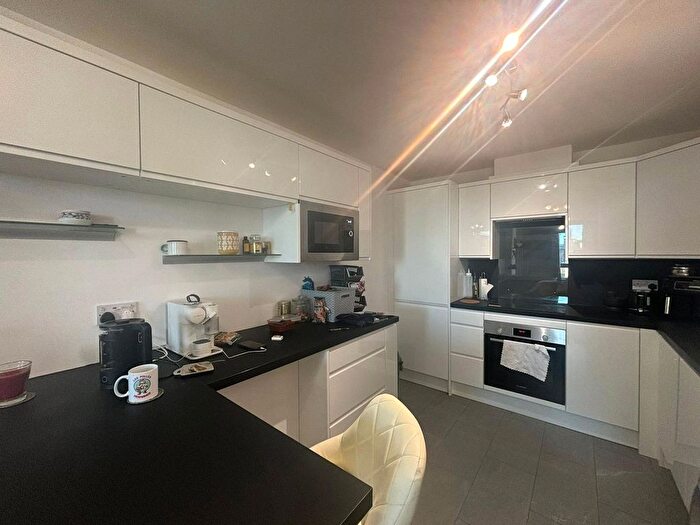 2 Bedroom Flat To Rent In Holliday Street, Birmingham, B1