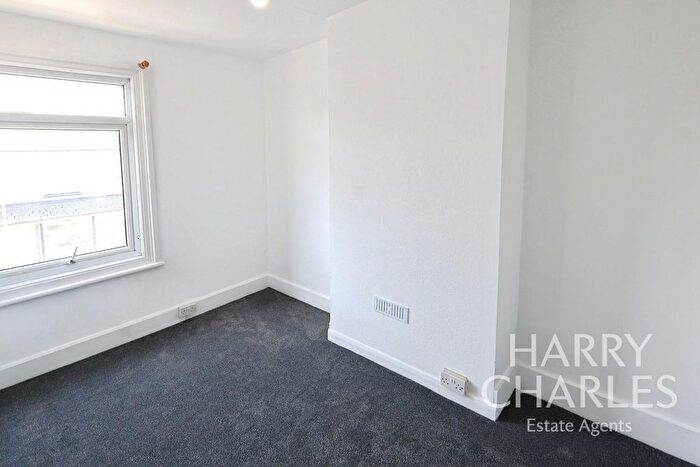 3 Bedroom Terraced House To Rent In Lowestoft Road, Watford, WD24