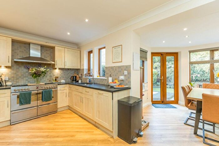 3 Bedroom Semi-Detached House For Sale In Old Mill Lane, Thongsbridge, Holmfirth, HD9