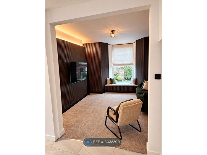 3 Bedroom Terraced House To Rent In Rhondda St, Swansea, SA1