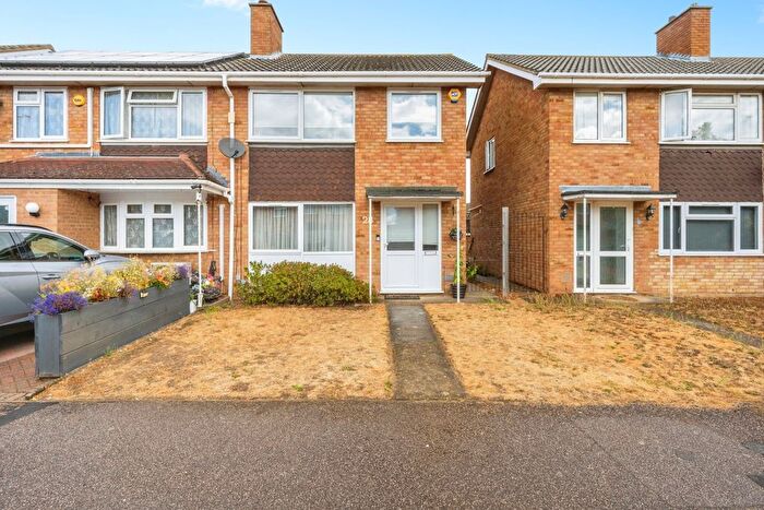 3 Bedroom Semi-Detached House For Sale In Walnut Walk, Bedford, Bedfordshire, MK42