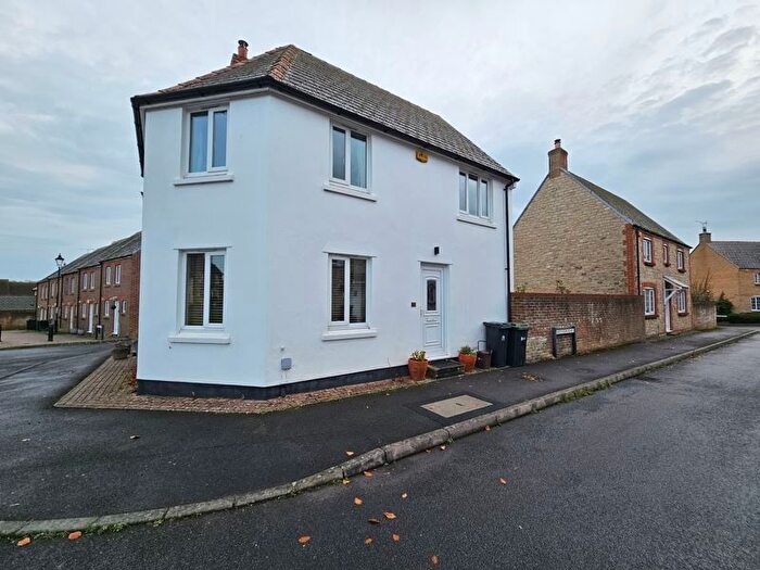3 Bedroom Semi Detached House To Rent In Moynton Road, Dorchester, DT1