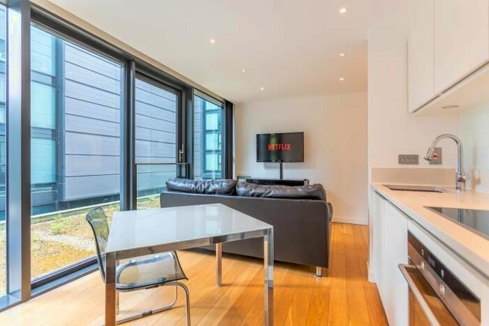 1 Bedroom Flat To Rent In Simpson Loan, Quartermile, Edinburgh, EH3