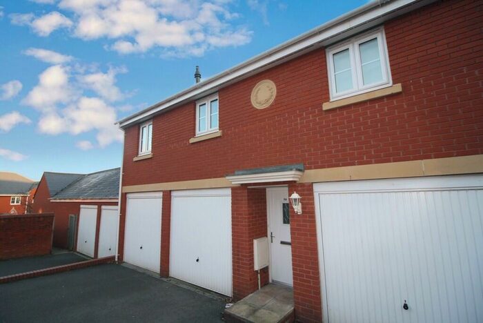 2 Bedroom Apartment To Rent In Heraldry Way, EX2