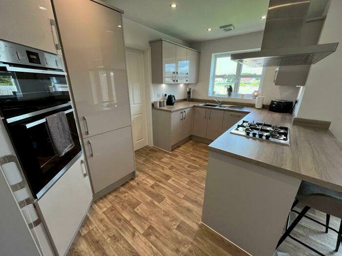 4 Bedroom Detached House For Sale In Patina Way, Swadlincote, DE11