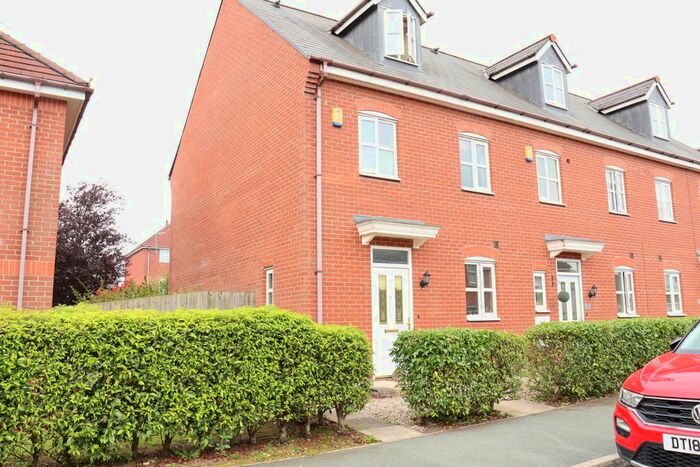 4 Bedroom Mews House To Rent In Parklands Drive, Wychwood Village, Weston, CW2