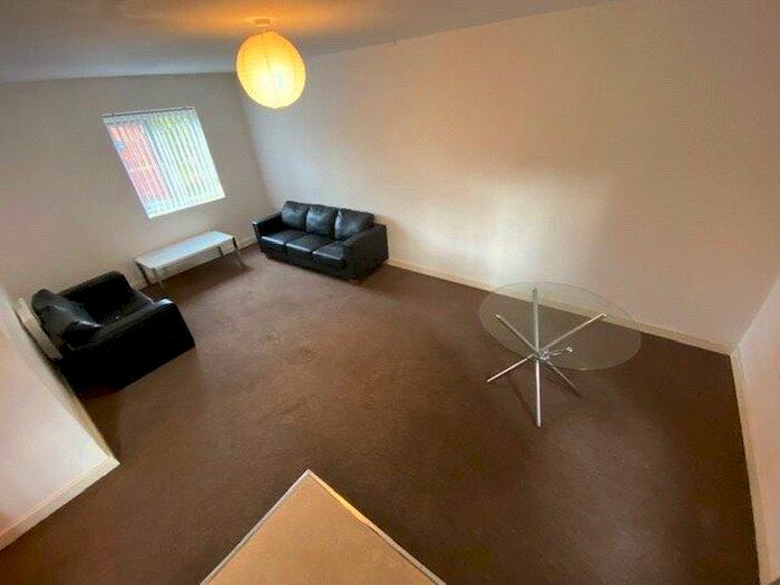 3 Bedroom Apartment To Rent In F Wilbraham Court Two, Fallowfield, Manchester, M14