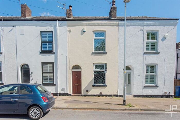 2 Bedroom Terraced House For Sale In Partington Street Worsley, Manchester, M28