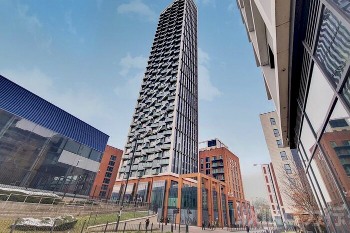 2 Bedroom Flat To Rent In Portal Way, London, W3