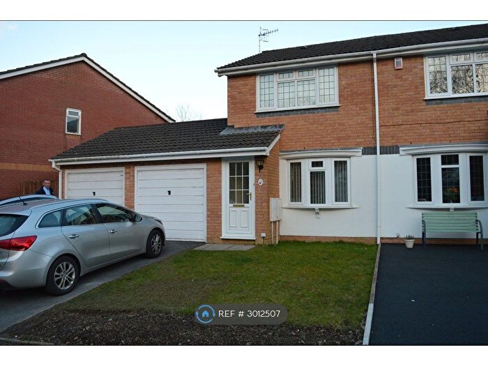 2 Bedroom Semi-Detached House To Rent In Waun Gron, Pontardawe, Swansea, SA8