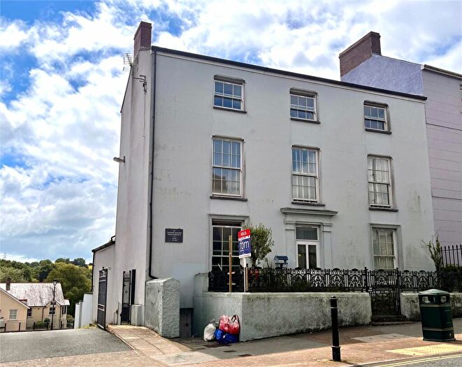 Flat To Rent In Tudor House, Main Street, Pembroke, Pembrokeshire, SA71