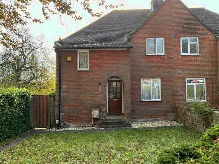 5 Bedroom Semi-Detached House To Rent In Cromwell Road, Winchester, SO22