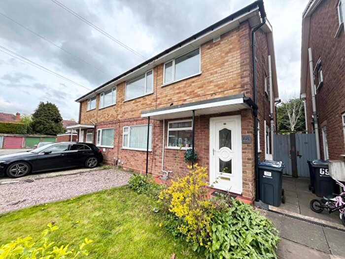 2 Bedroom Maisonette To Rent In Hazeltree Croft, Birmingham, West Midlands, B27