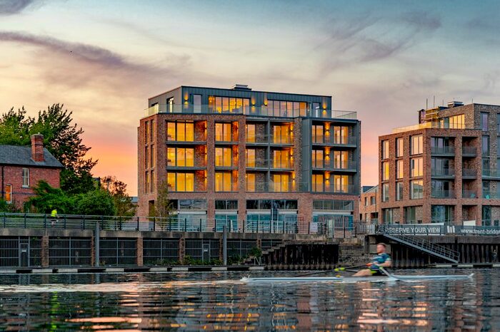 2 Bedroom Flat To Rent In Trent Bridge View, Nottingham, NG2