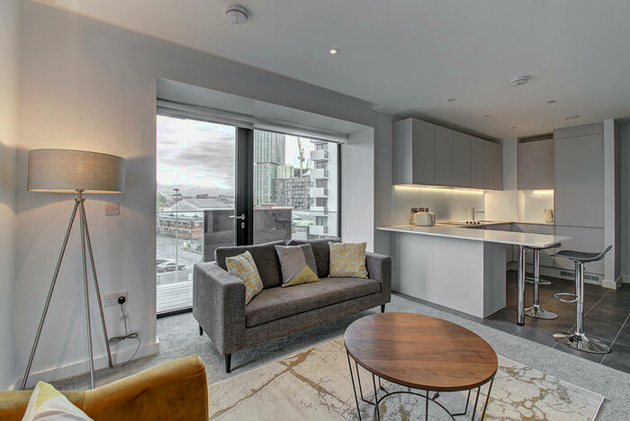 2 Bedroom Apartment To Rent In Bury Street, Salford, M3