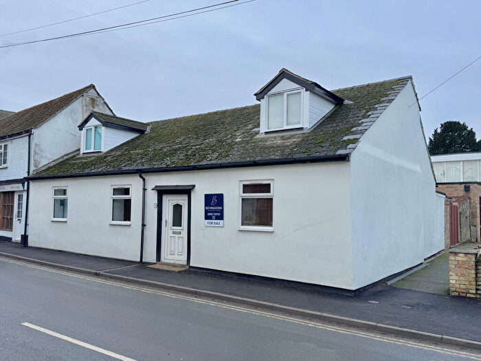 4 Bedroom End Of Terrace House For Sale In Station Road, Haddenham, CB6