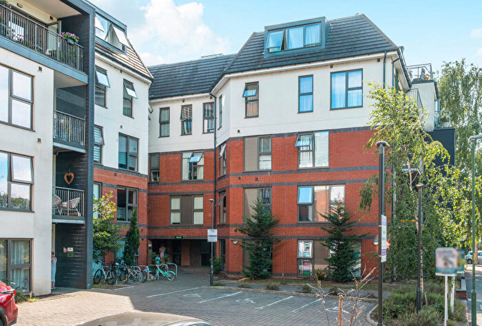 2 Bedroom Apartment For Sale In Mill Green Road, Mitcham, CR4