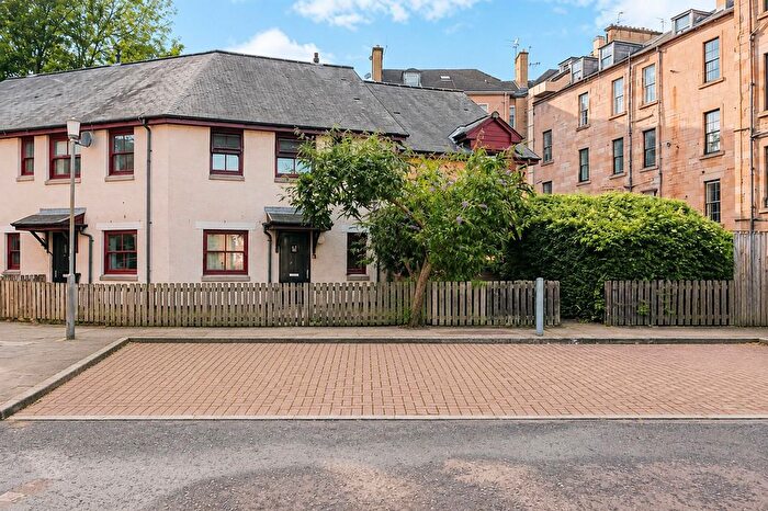 2 Bedroom End Of Terrace House For Sale In Fitzroy Lane, Finnieston, G3