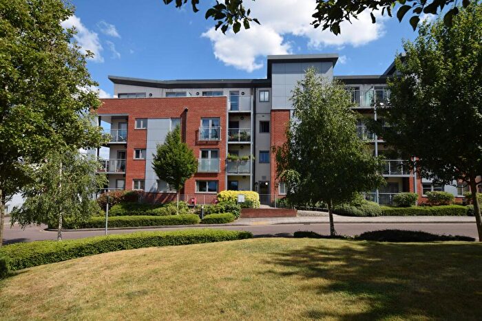 2 Bedroom Flat For Sale In Charrington Place, St Albans, AL1