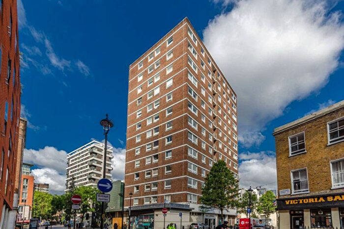 2 Bedroom Flat To Rent In Harrowby Street, Marylebone, London, W1H