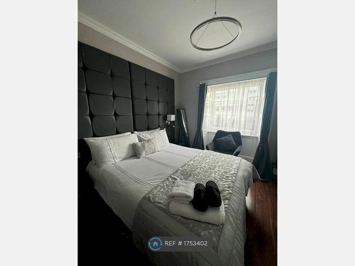 Studio To Rent In St. Vincent Street, Glasgow, G2