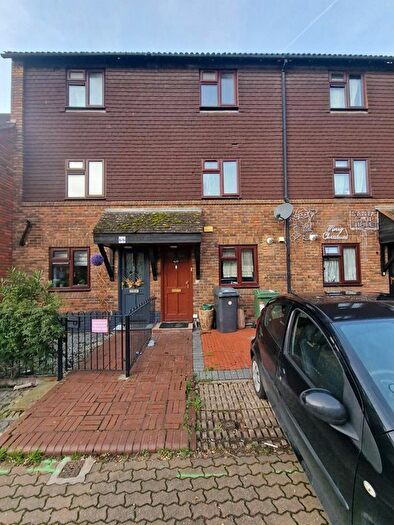 5 Bedroom Terraced House To Rent In Lansdowne Road, London, E11