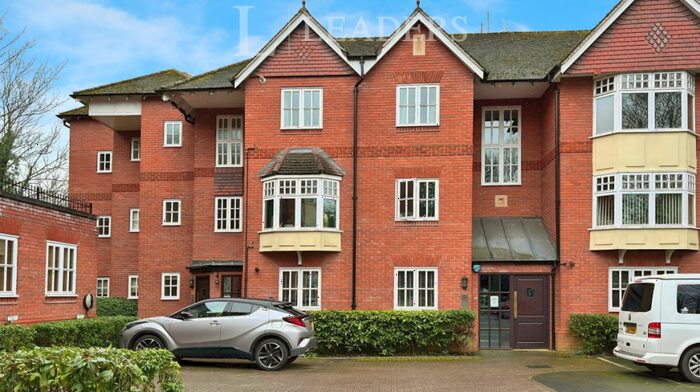 2 Bedroom Apartment To Rent In Mulberry Court, Abbey End, Kenilworth, CV8