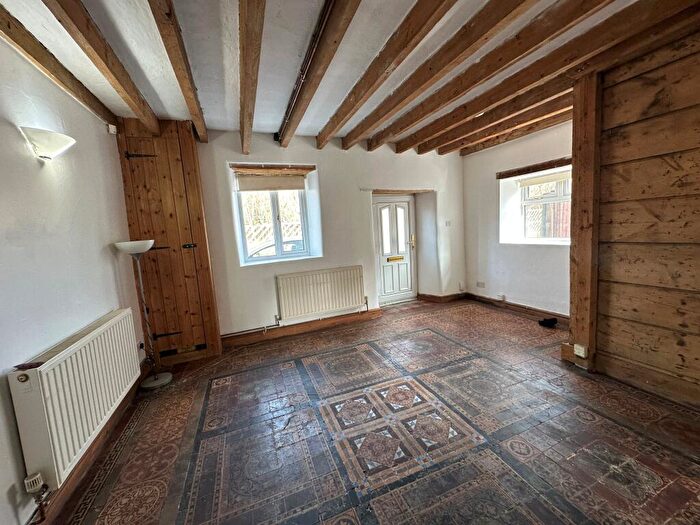 2 Bedroom House To Rent In Mammoth Street, Coalville, LE67