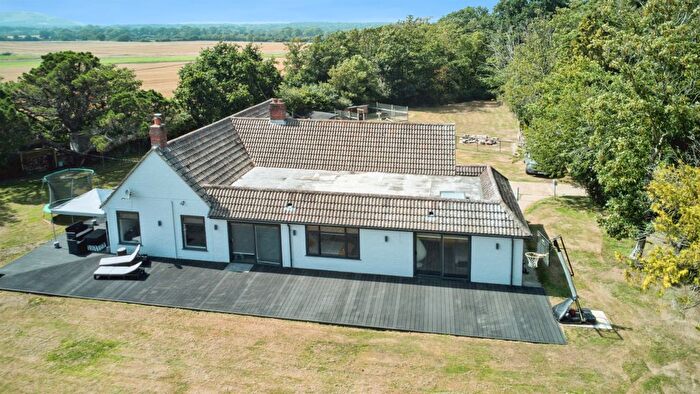 5 Bedroom Detached Bungalow For Sale In Glynleigh Road, Hankham, Pevensey, BN24