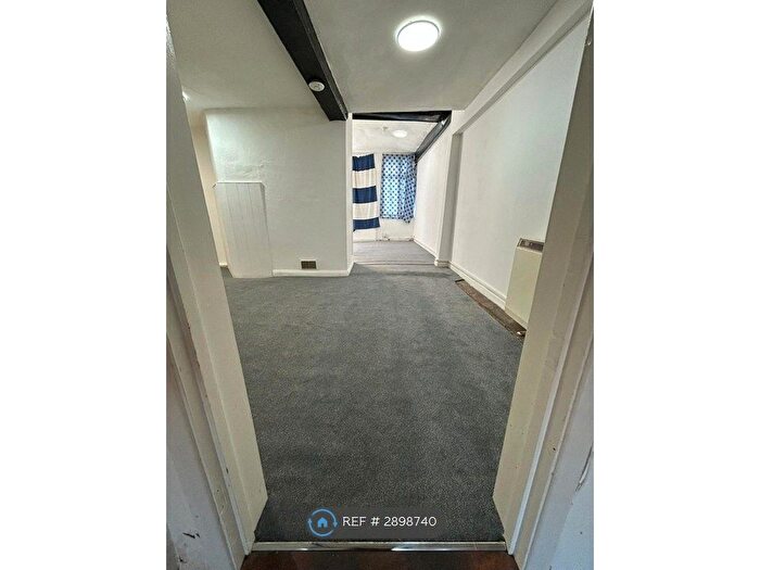 1 Bedroom Flat To Rent In Magdalen St, Colchester, CO1