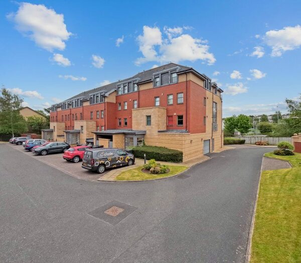 2 Bedroom Flat To Rent In Braidholm Road, Giffnock, Glasgow, G46