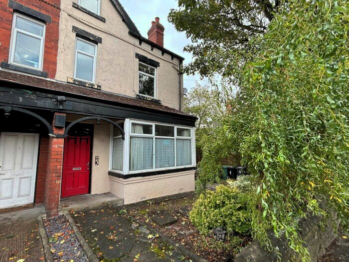 1 Bedroom Flat To Rent In Heathfield Terrace, Headingley, Leeds, LS6