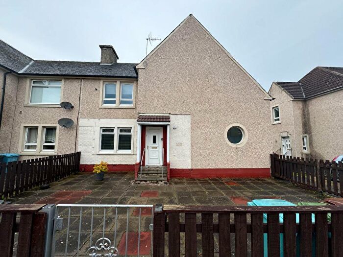 2 Bedroom Flat To Rent In Queens Crescent, Chapelhall, North Lanarkshire, ML6