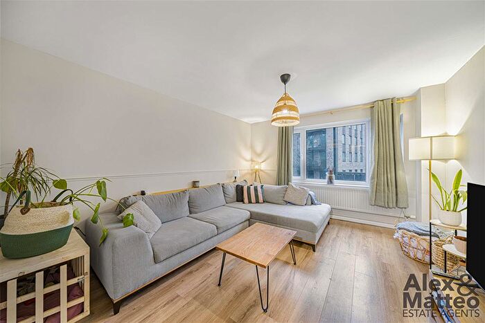 4 Bedroom Property To Rent In Benwick Close, Bermondsey, SE16