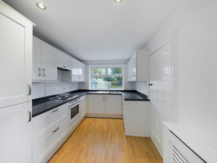 2 Bedroom End Of Terrace House To Rent In Monic Avenue, Hessle HU13