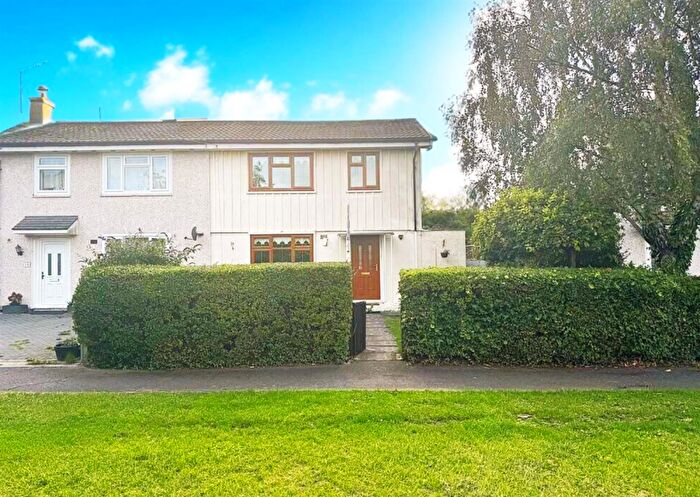 3 Bedroom Semi-Detached House For Sale In Wharfedale Road, Corby, NN17