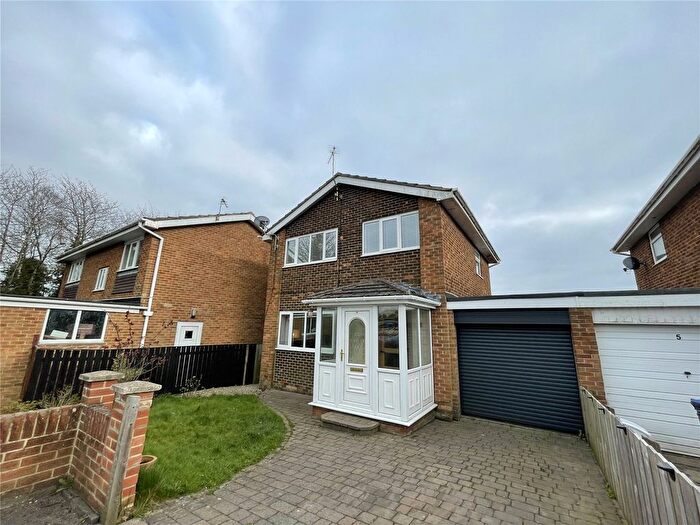 3 Bedroom Link Detached House For Sale In Brancepeth Close, Ushaw Moor, Durham, DH7