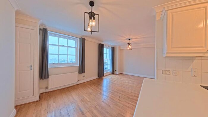 2 Bedroom Apartment To Rent In Arundel House, Brighton, BN2