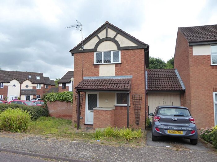 2 Bedroom Semi Detached House To Rent In Hutchings Close, Loughton, MK5