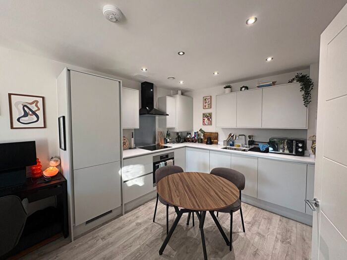 1 Bedroom Flat To Rent In Gas Ferry Road, Bristol, BS1