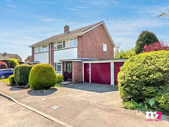 3 Bedroom Semi-Detached House For Sale In St Marys Way, Usk, NP15