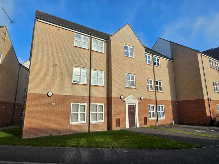 2 Bedroom Flat To Rent In Flat Bentley House, Abbeygate Court, March, PE15