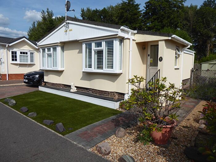 2 Bedroom Park Home For Sale In Water End Park, Old Basing, Basingstoke, RG24