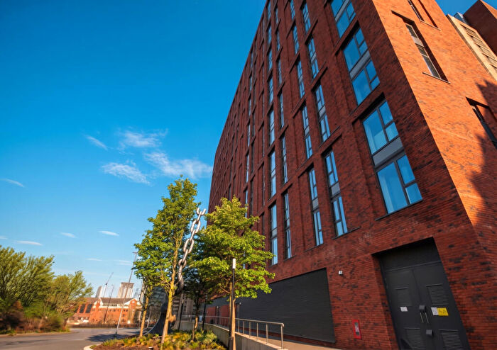 1 Bedroom Flat For Sale In Wharf End, Trafford Park, Manchester, M17
