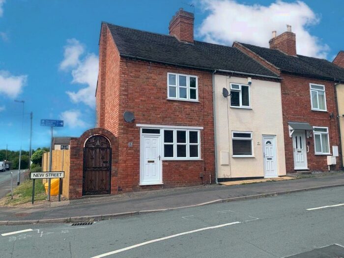 2 Bedroom End Of Terrace House To Rent In New Street, Two Gates, Tamworth, Staffordshire, B77