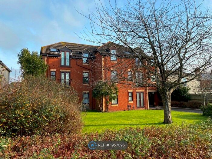 1 Bedroom Flat To Rent In Whitchurch Court, Southampton, SO19