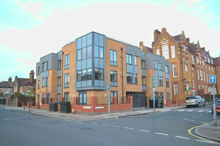 1 Bedroom Flat To Rent In Ensham Court, Gatton Road, Tooting, SW17