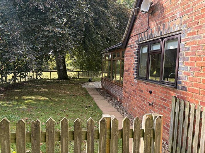 2 Bedroom Detached Bungalow To Rent In Hardwick Road, Priors Marston, Southam, CV47